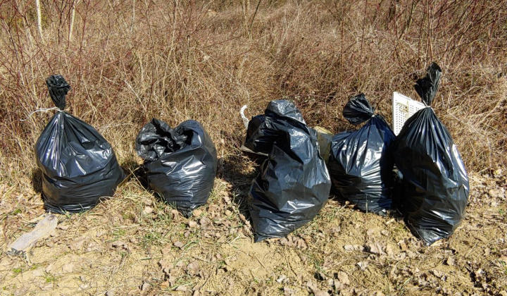 6. fotografia fotogalérie Čistenie brehov Oľky