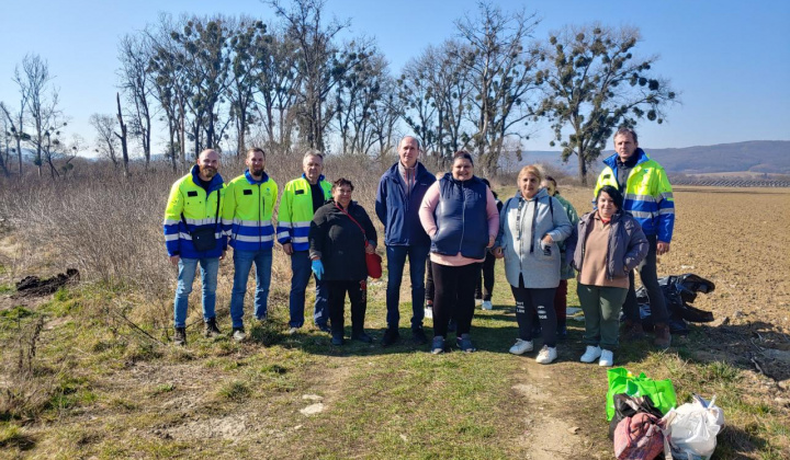 18. fotografia fotogalérie Čistenie brehov Oľky