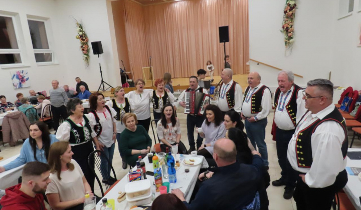 10. fotografia fotogalérie Fašiangové slávnosti farnosť Žalobín 2024