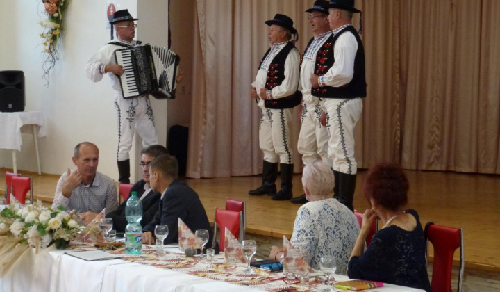 3. fotografia fotogalérie Úcta k starším