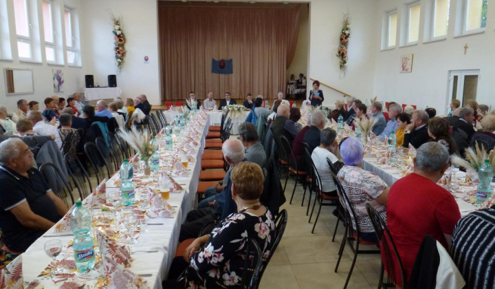 10. fotografia fotogalérie Úcta k starším