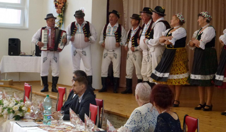 12. fotografia fotogalérie Úcta k starším