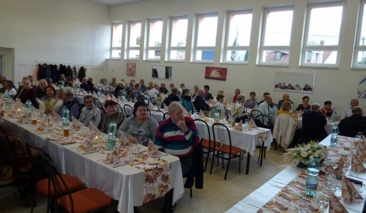 19. fotografia fotogalérie Úcta k starším