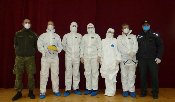 1. fotografia fotogalérie 1. kolo celoplošného testovania na COVID-19