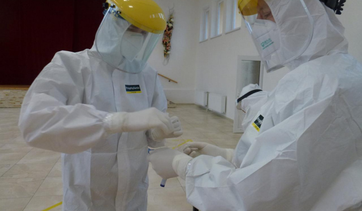 5. fotografia fotogalérie 1. kolo celoplošného testovania na COVID-19