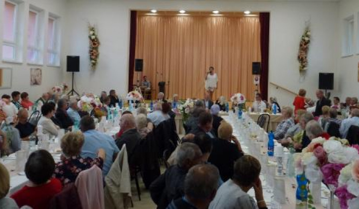 5. fotografia fotogalérie Úcta k starším