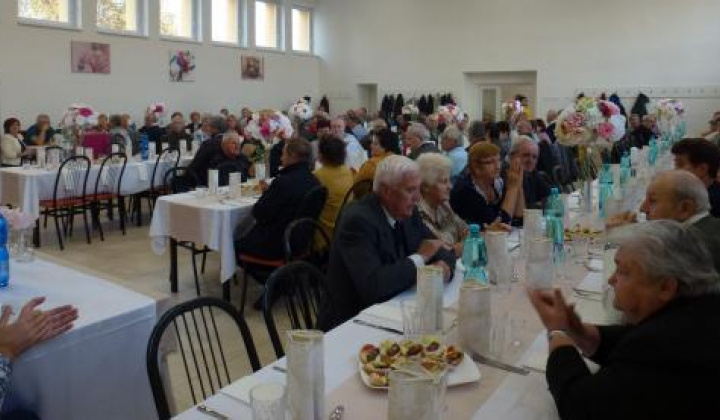 13. fotografia fotogalérie Úcta k starším