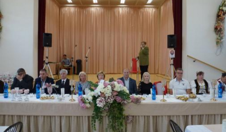 16. fotografia fotogalérie Úcta k starším