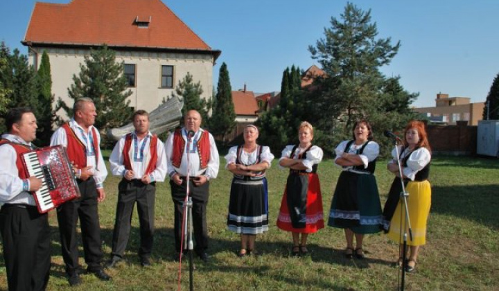 10. fotografia fotogalérie Folklórna skupina Konopianka